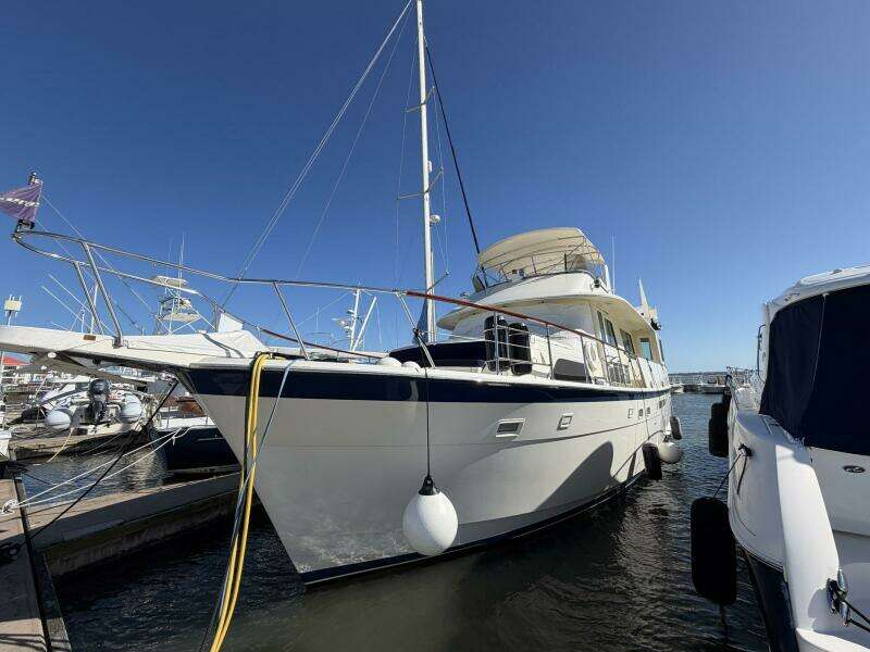 1987 Hatteras Motor Yacht