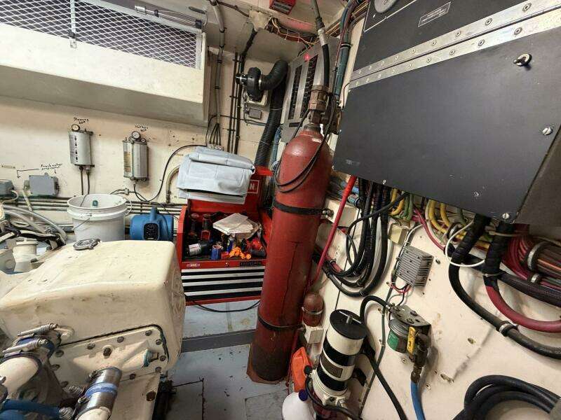 1987 Hatteras Motor Yacht