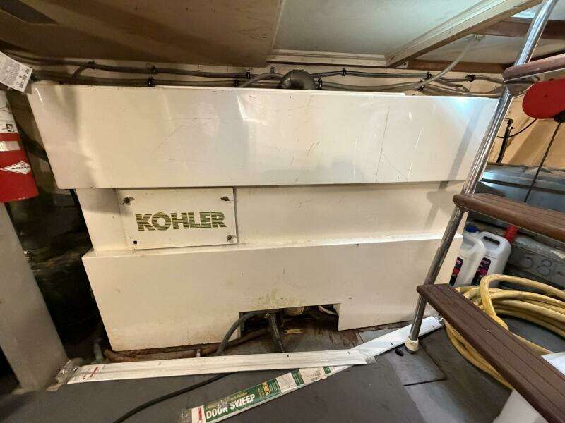 1987 Hatteras Motor Yacht