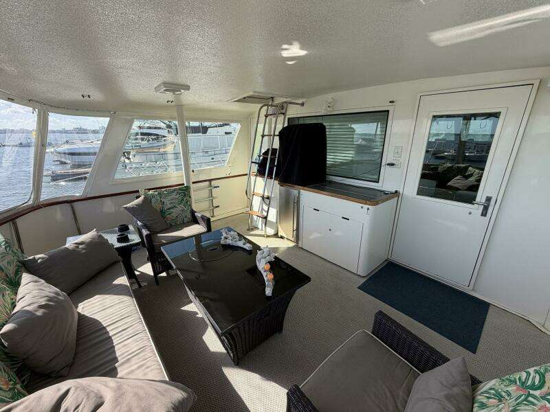 1987 Hatteras Motor Yacht