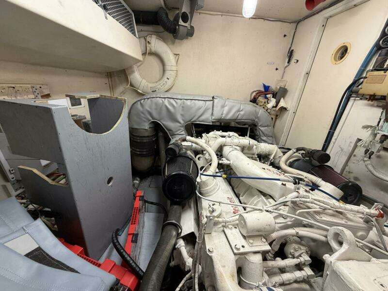 1987 Hatteras Motor Yacht