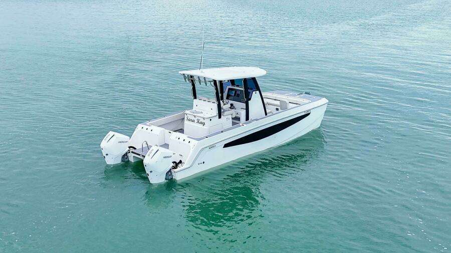 2022 Aquila 28 Molokai