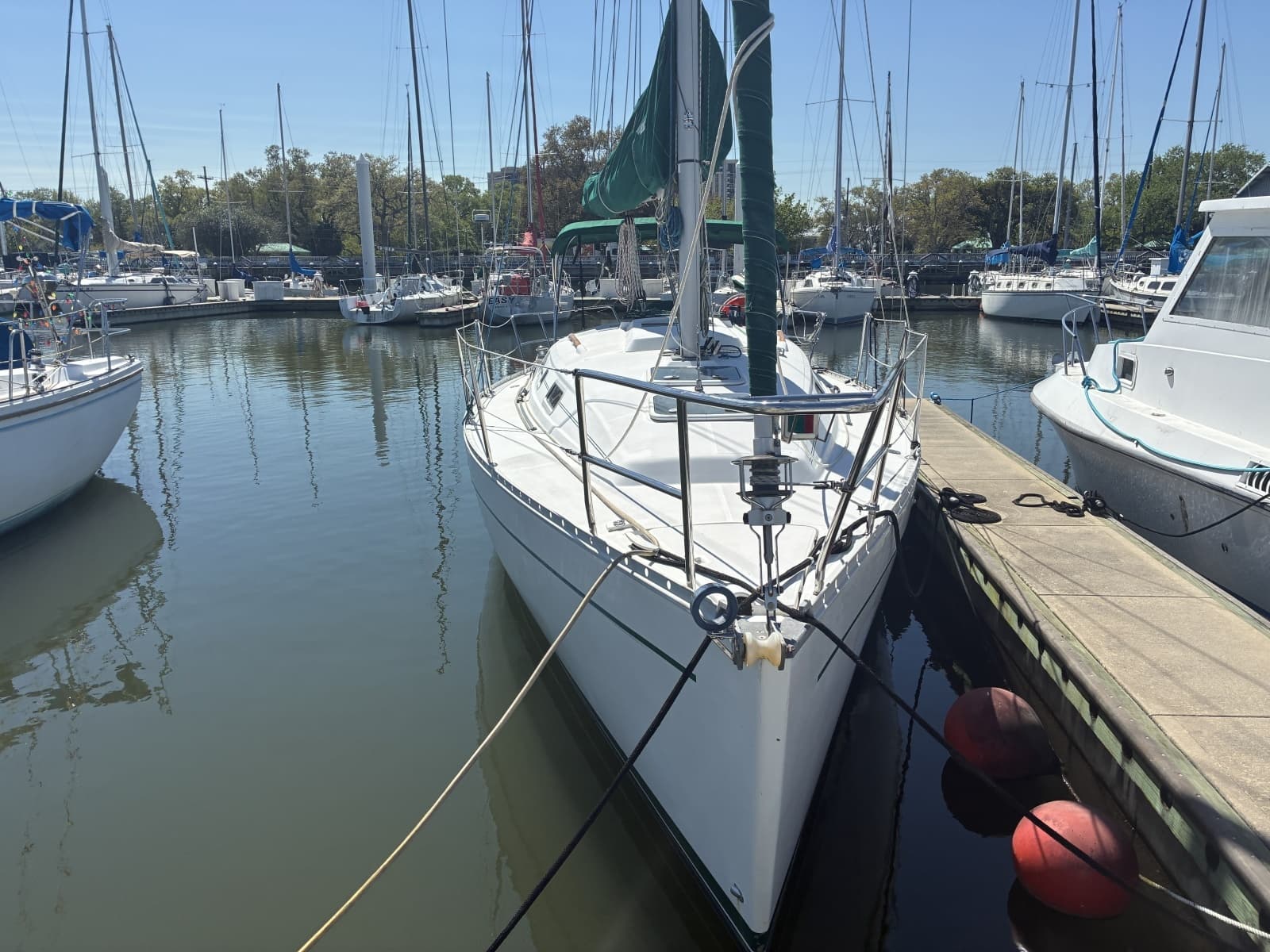 2003 Beneteau Oceanis 311 - Bow