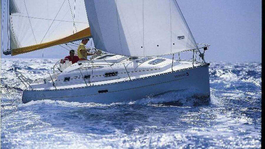 2003 Beneteau Oceanis 311 - Sailing