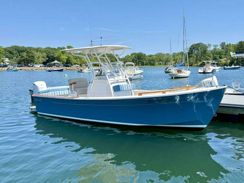 2017 Vanquish Bristol Harbor 23 CC