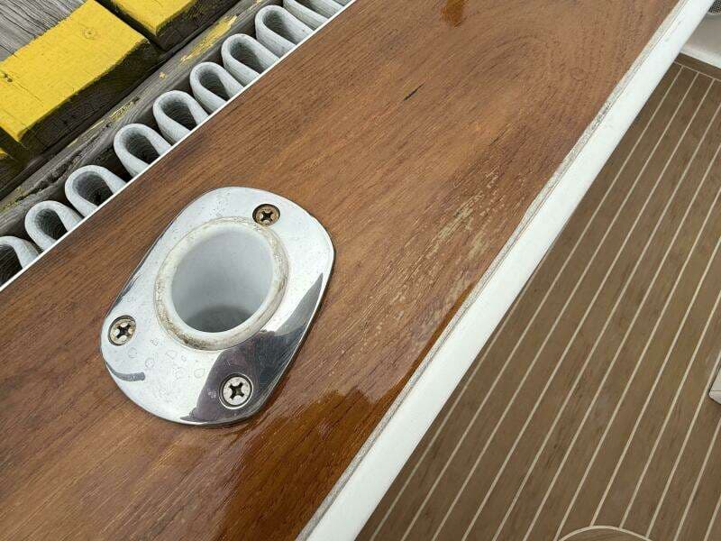 2017 Vanquish Bristol Harbor 23 CC