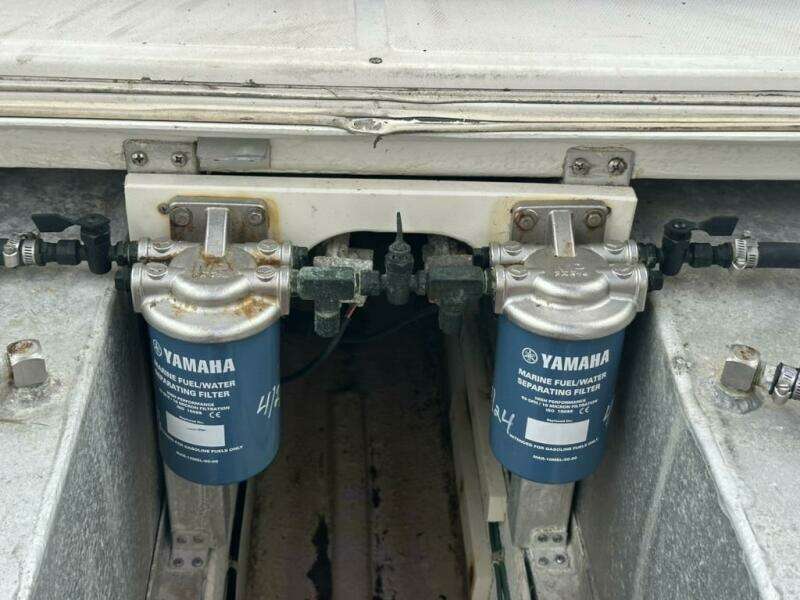 2001 Stamas 310 Express