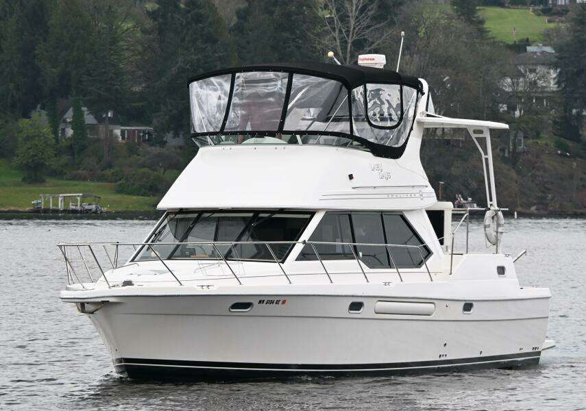 1996 Bayliner 4087 Aft Cabin Motoryacht