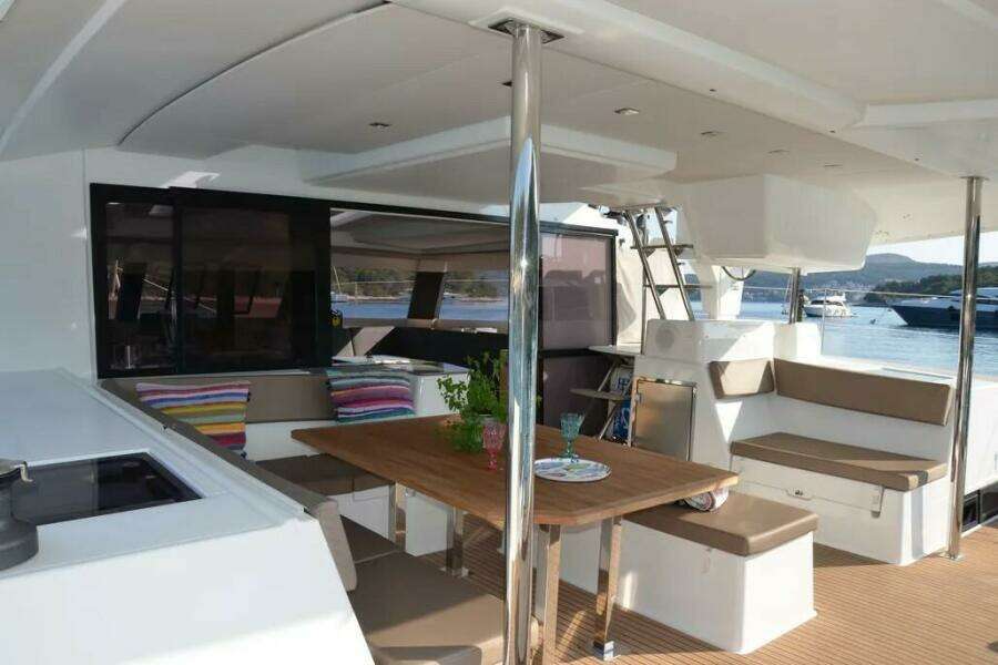 2015 Fountaine Pajot Saba