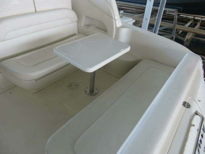 2005 Sea Ray 300 Sundancer