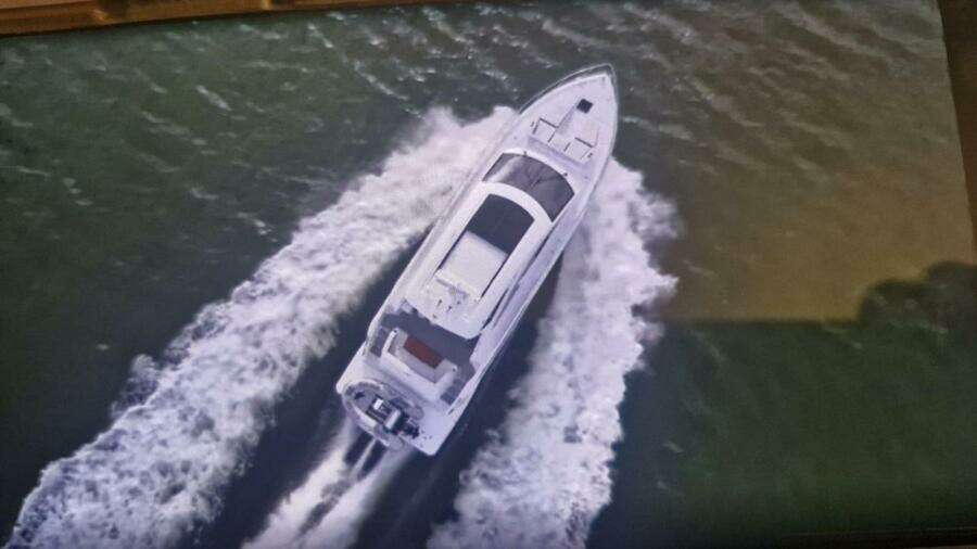 2019 Cruisers Yachts 54 Cantius