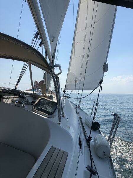 2000 Beneteau 361