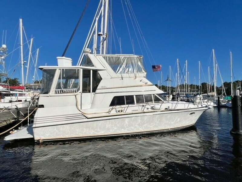 1989 Trojan 12M Motor Yacht