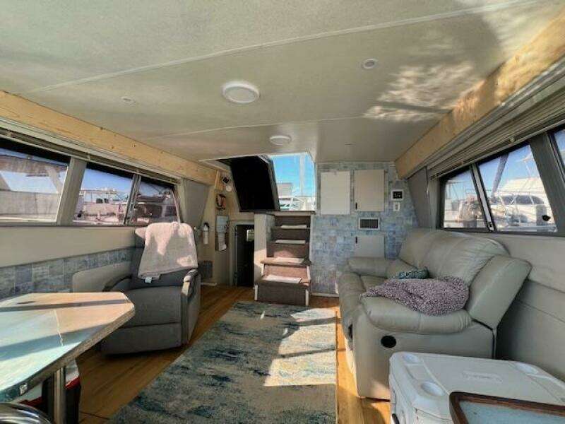 1989 Trojan 12M Motor Yacht