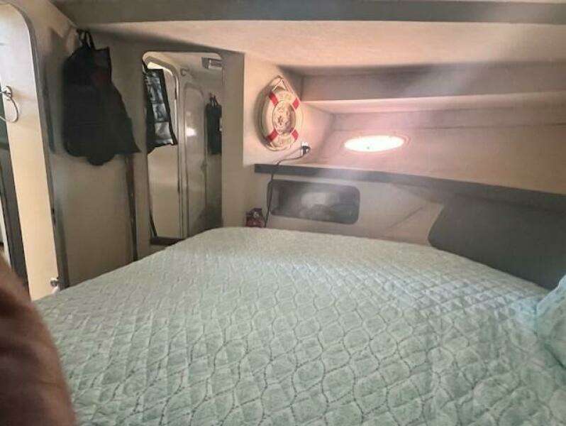 1989 Trojan 12M Motor Yacht