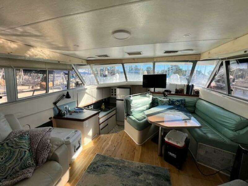 1989 Trojan 12M Motor Yacht