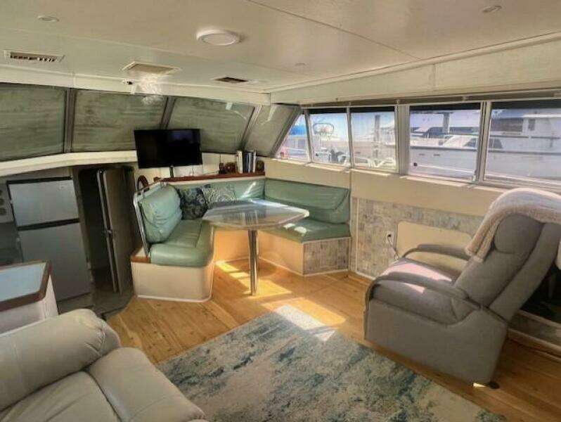 1989 Trojan 12M Motor Yacht