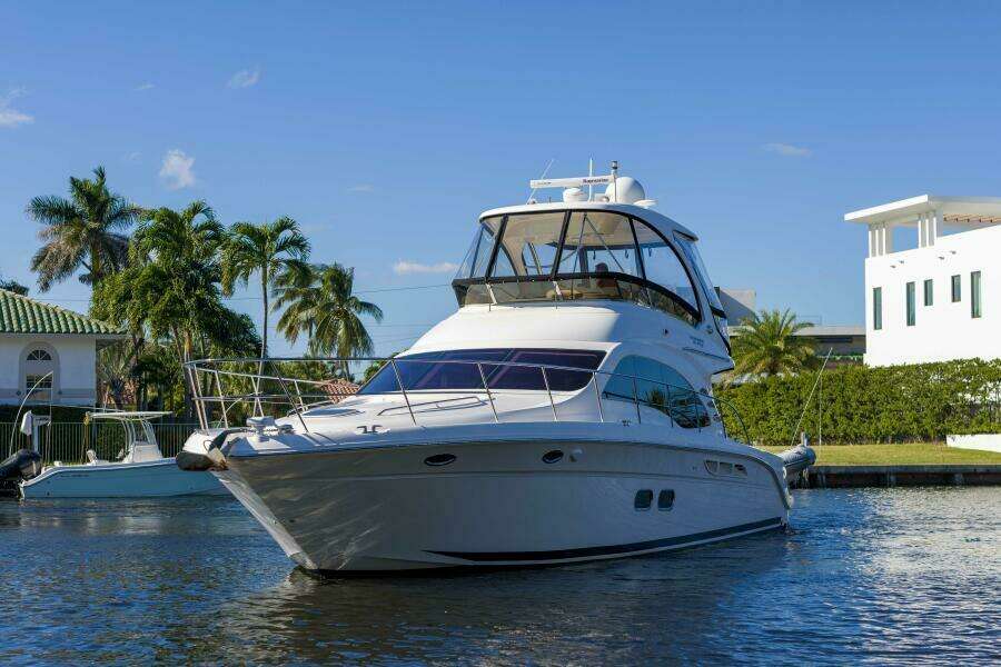 Sea Ray 52 -  Seas The Day - Profile