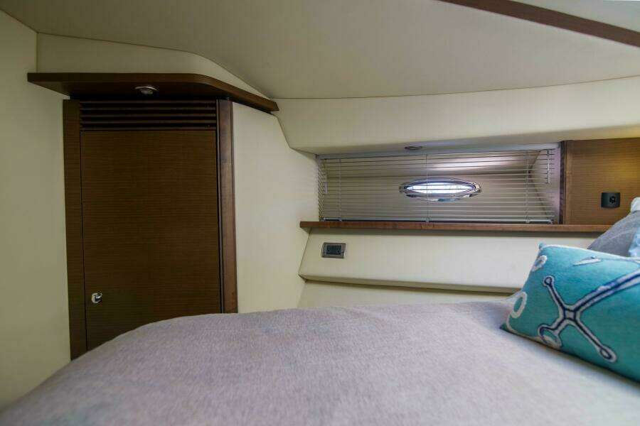Sea Ray 52 -  Seas The Day - Stateroom