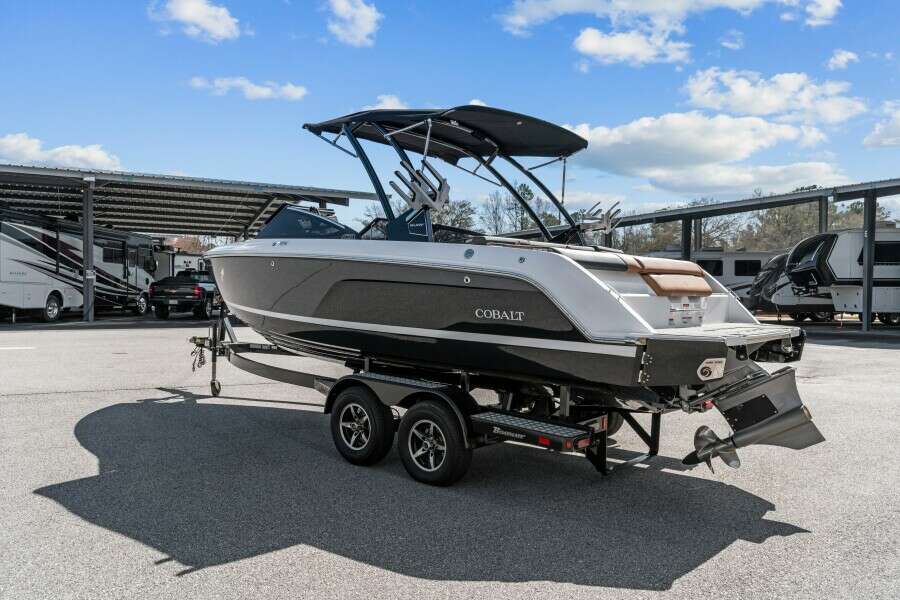 2024 Cobalt CS23 Surf