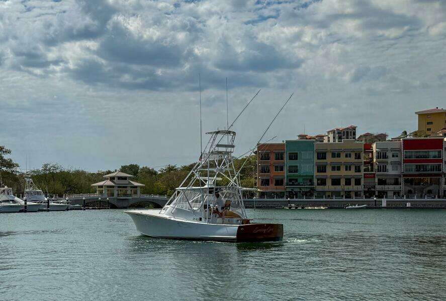 1999 Tides Custom Carolina Express