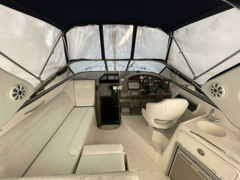 2006 Regal 2860 Window Express