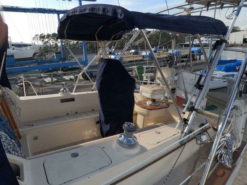 2005 Island Packet 370