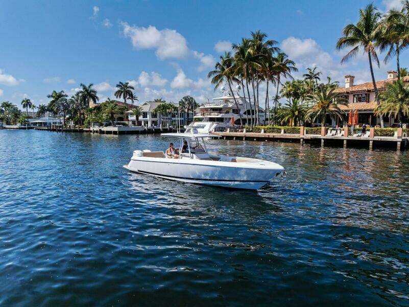 2019 Intrepid 345 Nomad FE