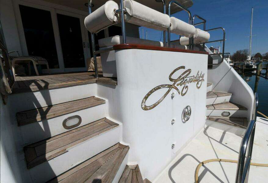 1984 Broward Raised Pilothouse