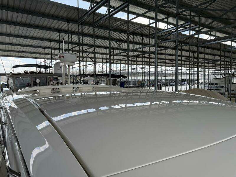 2017 Sea Ray 400 Sundancer