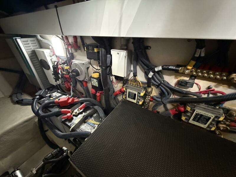 2017 Sea Ray 400 Sundancer