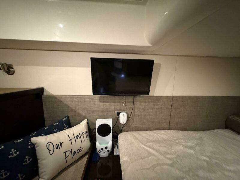 2017 Sea Ray 400 Sundancer