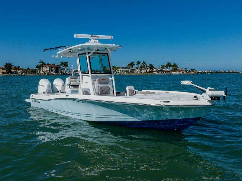 2022 Caymas 28 HB