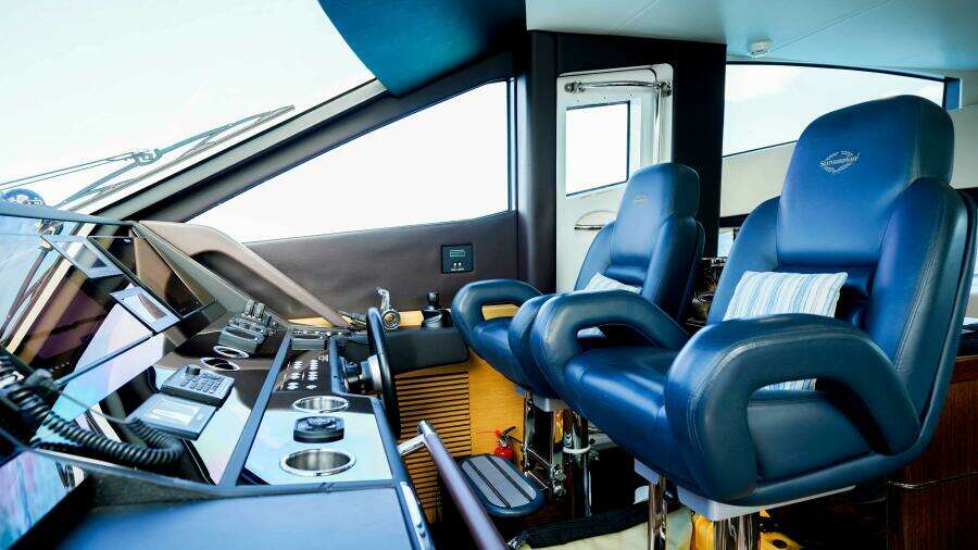 2016 Sunseeker 75 Yacht