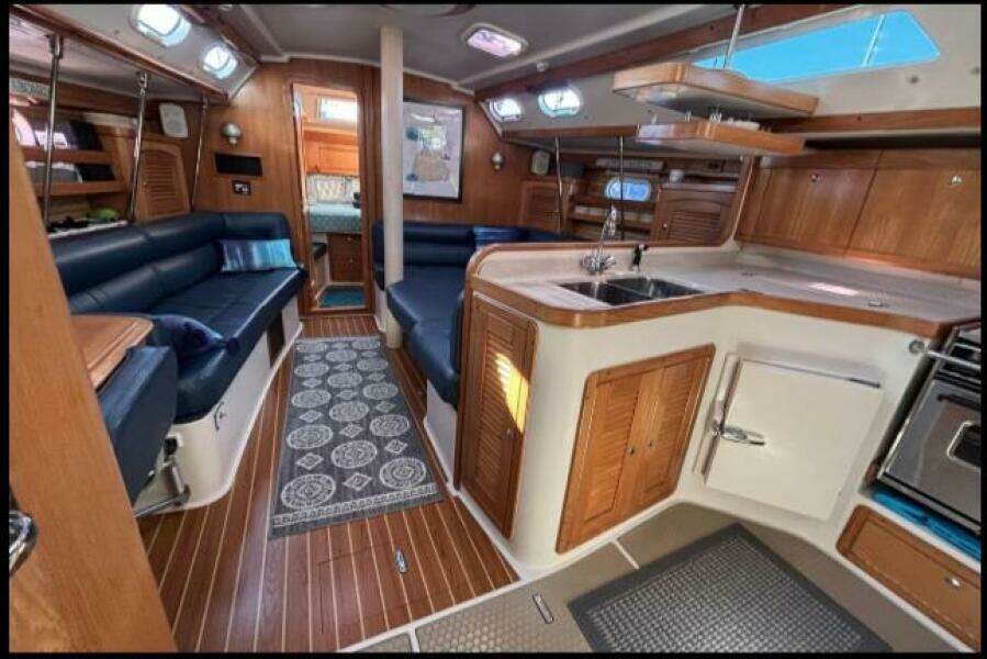 2004 Catalina 400
