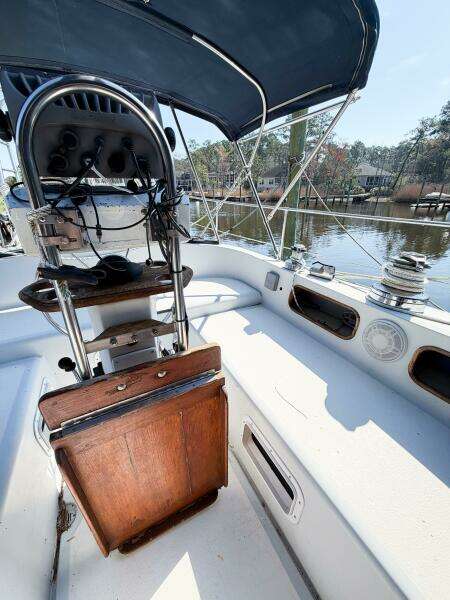 1989 Irwin 43 Mark III