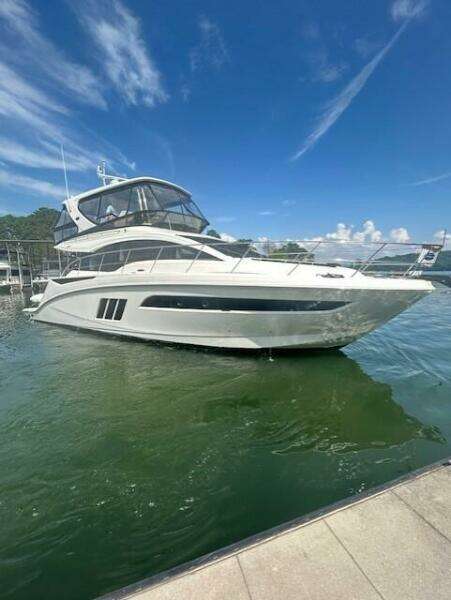 2016 Sea Ray 510 FLY