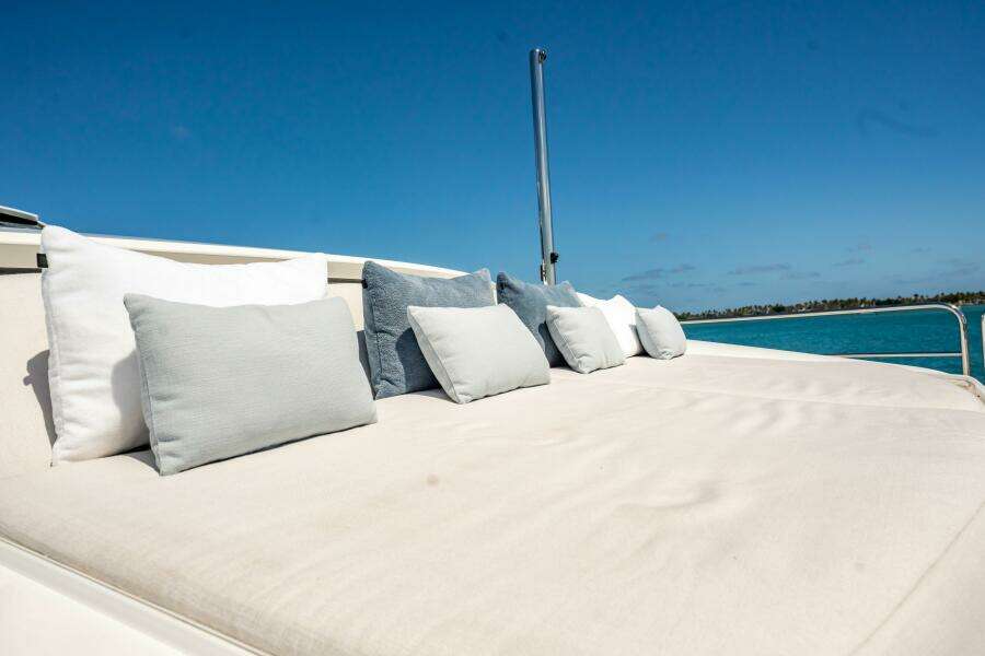 2011 Sunseeker 34 Metre Yacht