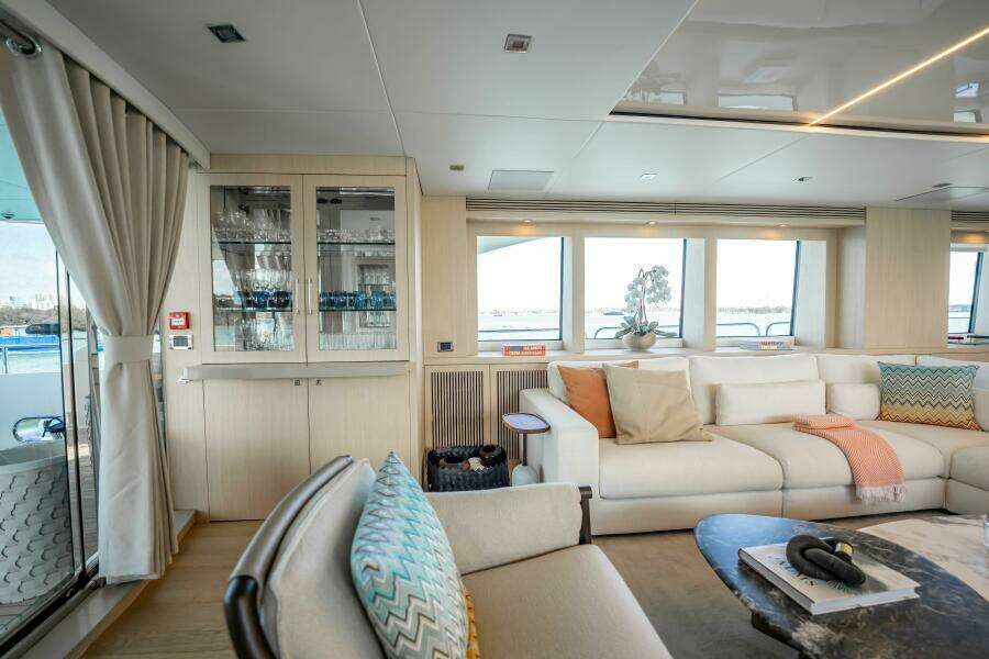 2011 Sunseeker 34 Metre Yacht