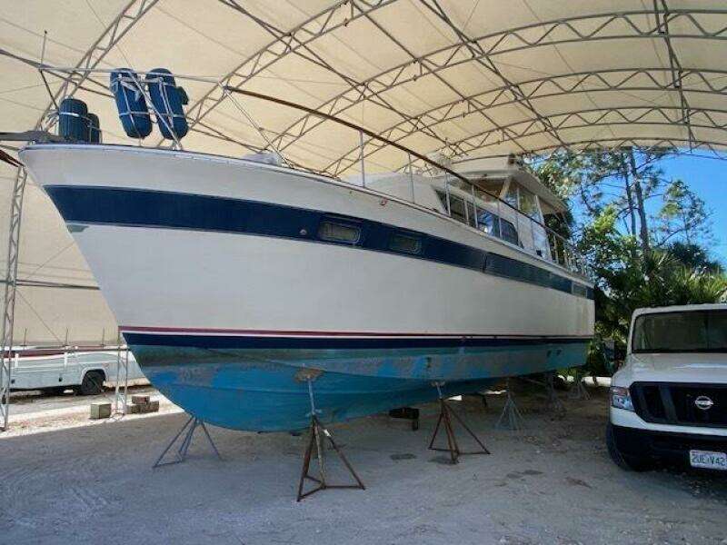 1972 Chris-Craft Flushdeck