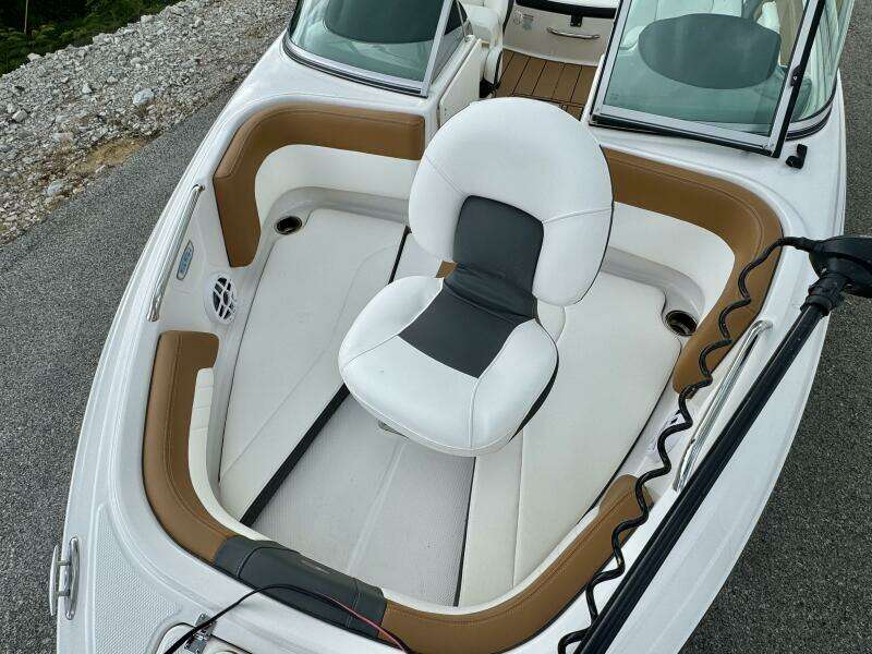 2023 Chaparral 21 SSi Ski & Fish