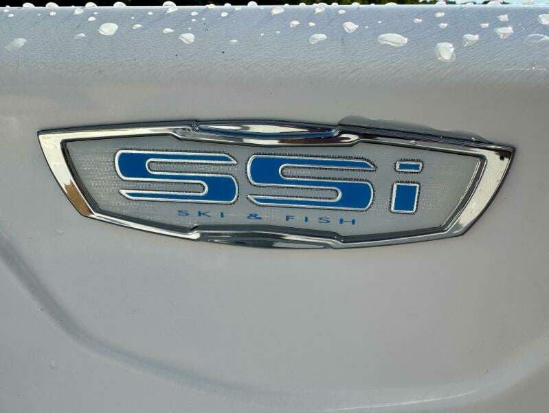 2023 Chaparral 21 SSi Ski & Fish