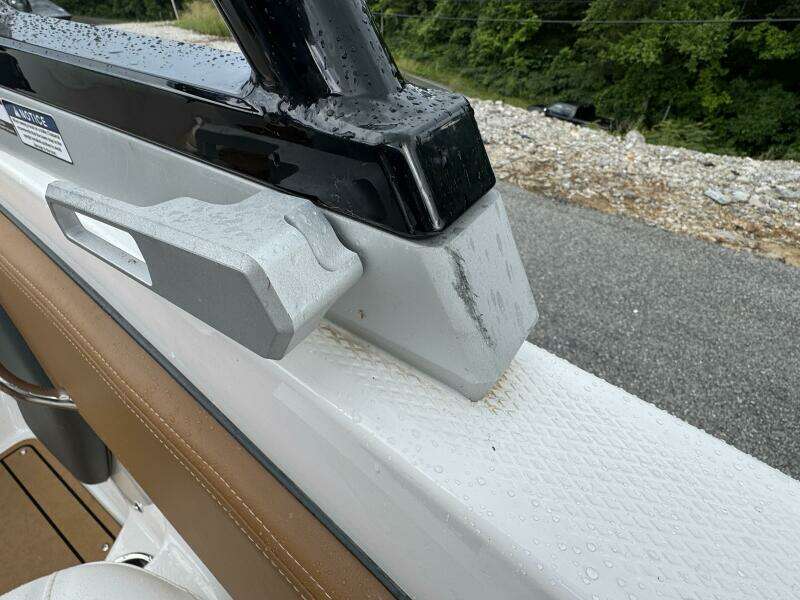 2023 Chaparral 21 SSi Ski & Fish