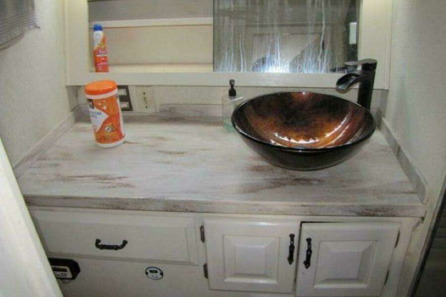 1973 Chris-Craft 55 Commander