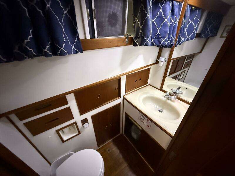 1991 Grand Banks 42 Classic