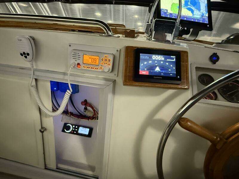 1991 Grand Banks 42 Classic