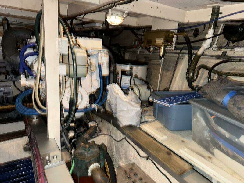 1991 Grand Banks 42 Classic