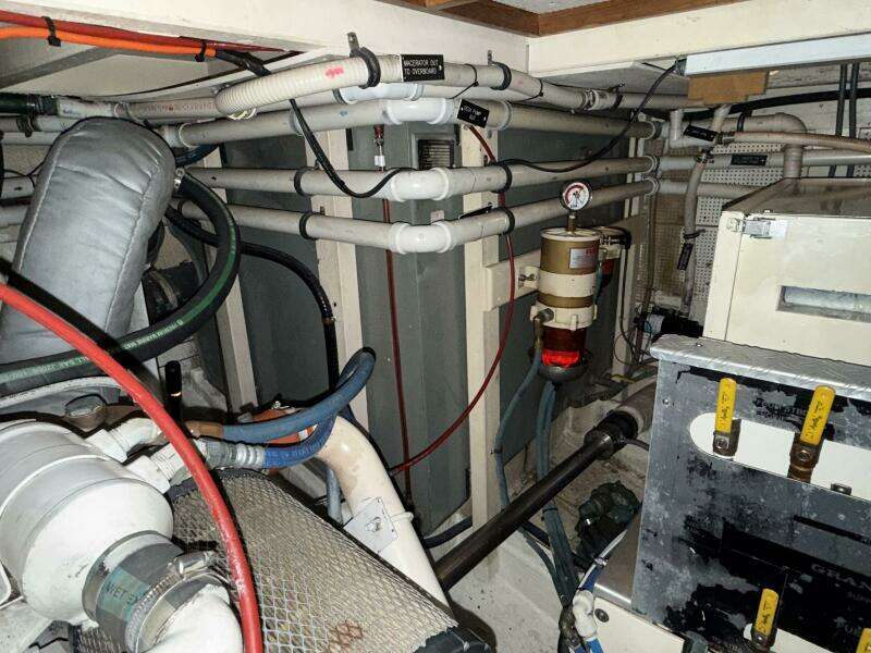 1991 Grand Banks 42 Classic