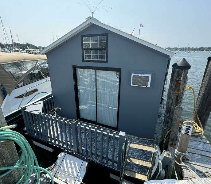 2009 Catamaran Cruisers Aqua Lodge