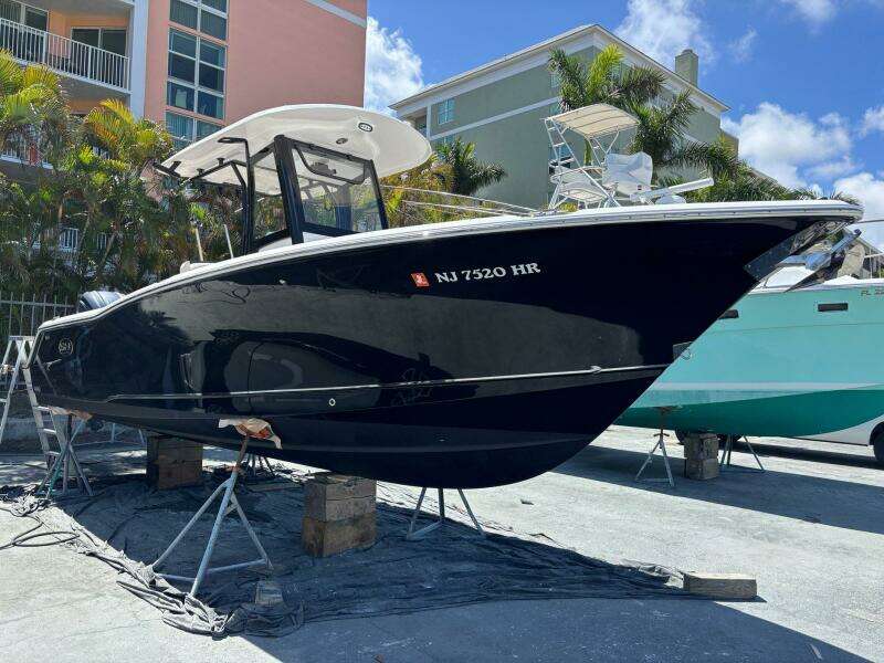 2022 Sea Hunt Ultra 275 SE